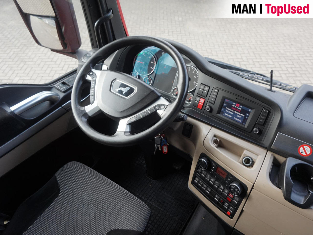 MAN TGX 18.420 4X2 BLS / PTO / ADR III / Euro6 - 트랙터 유닛 : 사진 2 MAN TGX 18.420 4X2 BLS / PTO / ADR III / Euro6 - 트랙터 유닛 : 사진 2