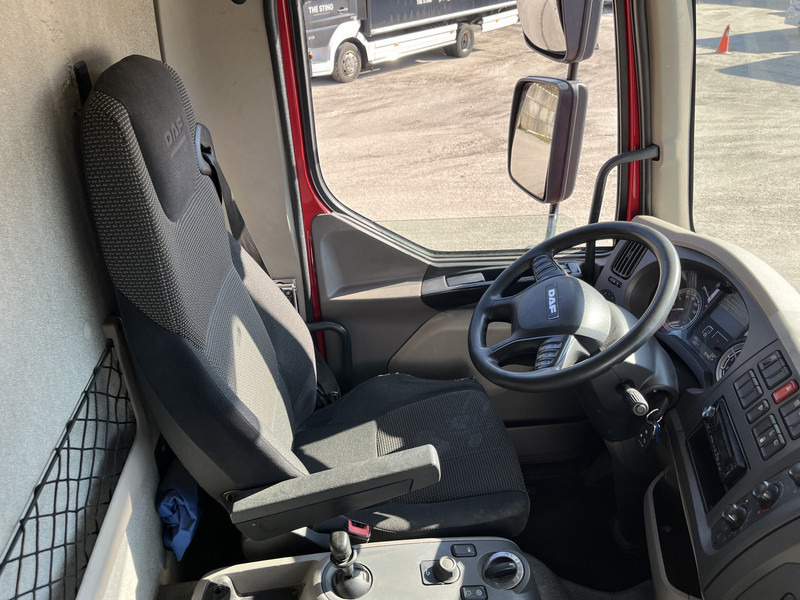 DAF LF 210 FA / 12 Ton / 354 dkm / Box / Laadklep / NL Truck - 박스 트럭 : 사진 3 DAF LF 210 FA / 12 Ton / 354 dkm / Box / Laadklep / NL Truck - 박스 트럭 : 사진 3