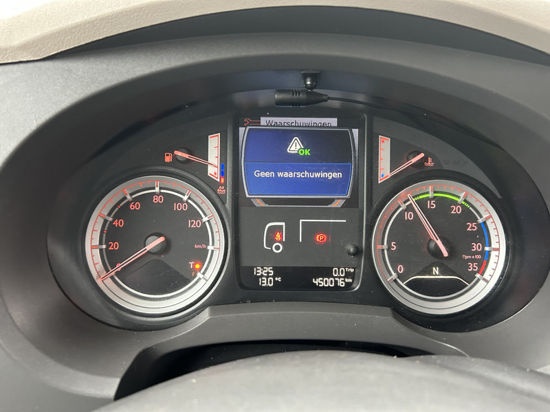 DAF LF 210 FA / 12 Ton / 450 dkm / Tacho V2 / Box / Laadklep / APK TUV 09-26 - 박스 트럭 : 사진 4 DAF LF 210 FA / 12 Ton / 450 dkm / Tacho V2 / Box / Laadklep / APK TUV 09-26 - 박스 트럭 : 사진 4