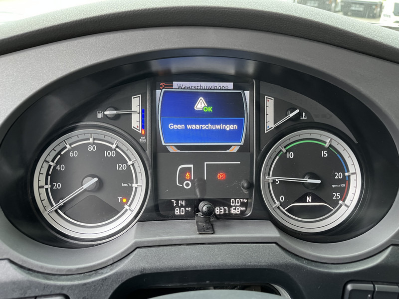 DAF XF 440 FT SC / Mega - Low Deck / 837 dkm / 2 Tanks / Stand Klima / Tacho V2 - 트랙터 유닛 : 사진 4 DAF XF 440 FT SC / Mega - Low Deck / 837 dkm / 2 Tanks / Stand Klima / Tacho V2 - 트랙터 유닛 : 사진 4