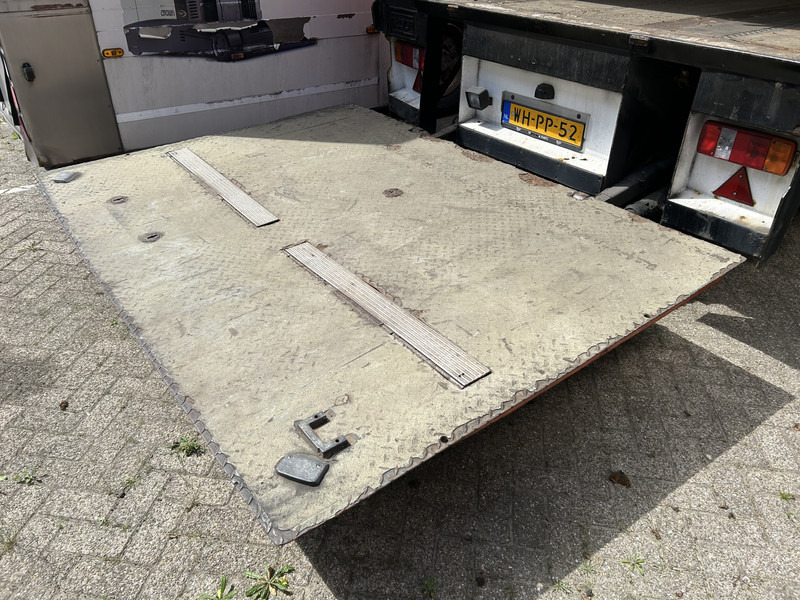 Floor FLMA-18 / Wipkar - Anhanger - Trailer / Alu Box / Loadlift / APK TUV 08-25 - 밀폐형 박스 트레일러 : 사진 5 Floor FLMA-18 / Wipkar - Anhanger - Trailer / Alu Box / Loadlift / APK TUV 08-25 - 밀폐형 박스 트레일러 : 사진 5