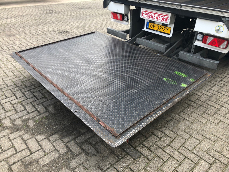 Groenewegen DRO-12-10 B City / 1 as BPW / Box / Laadklep 2000 kg - 밀폐형 박스 세미 트레일러 : 사진 5 Groenewegen DRO-12-10 B City / 1 as BPW / Box / Laadklep 2000 kg - 밀폐형 박스 세미 트레일러 : 사진 5
