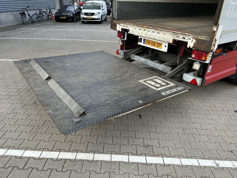 Groenewegen Jumbo / City / Box / Laadklep 2500 kg / APK TUV 11-25 - 밀폐형 박스 세미 트레일러 : 사진 5 Groenewegen Jumbo / City / Box / Laadklep 2500 kg / APK TUV 11-25 - 밀폐형 박스 세미 트레일러 : 사진 5
