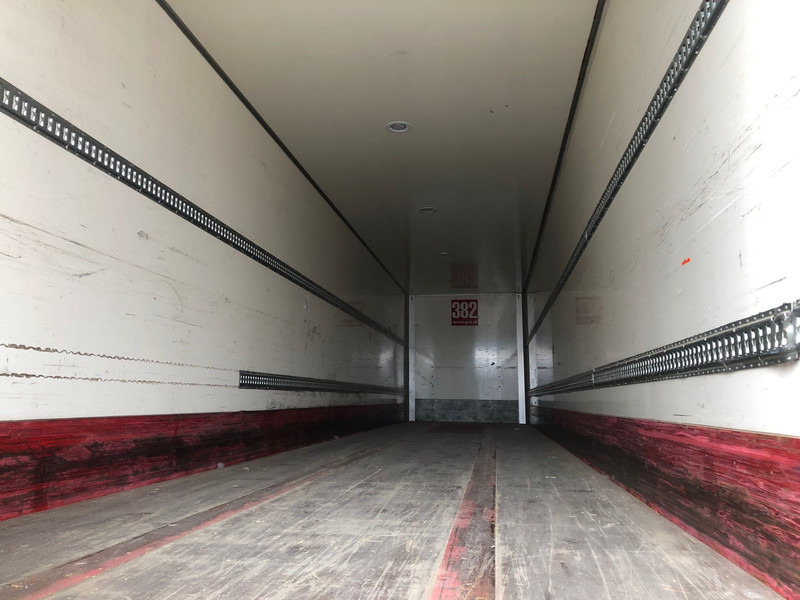 Groenewegen Jumbo DRO-14-18 X-Steering / Box / Laadklep / APK TUV 02-26 - 밀폐형 박스 세미 트레일러 : 사진 3 Groenewegen Jumbo DRO-14-18 X-Steering / Box / Laadklep / APK TUV 02-26 - 밀폐형 박스 세미 트레일러 : 사진 3