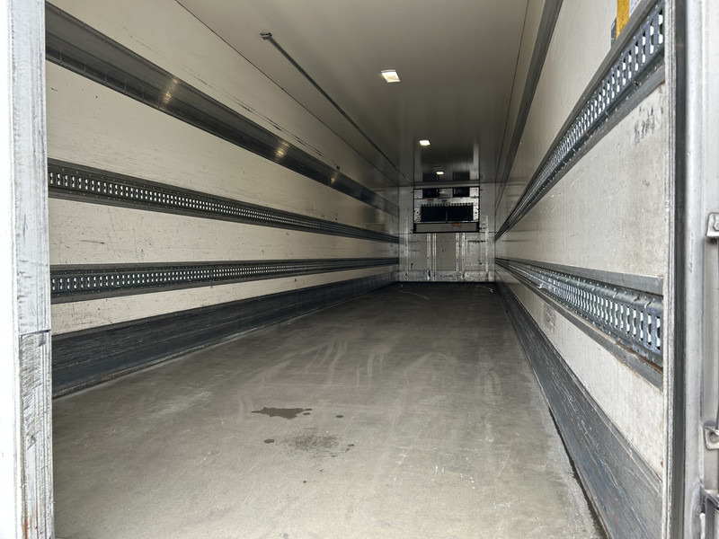 H.T.F. HZO 39 / Carrier Vector 1800 Frigo / Flowers / Loadlift 2500 kg / NL Trailer - 냉동 세미 트레일러 : 사진 3 H.T.F. HZO 39 / Carrier Vector 1800 Frigo / Flowers / Loadlift 2500 kg / NL Trailer - 냉동 세미 트레일러 : 사진 3