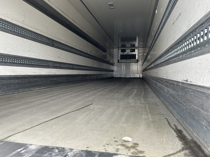 H.T.F HZO 39 / Heiwo / Carrier Vector 1800 -> Defect / Iso Box / Loadlift 2500 kg - 냉동 세미 트레일러 : 사진 3 H.T.F HZO 39 / Heiwo / Carrier Vector 1800 -> Defect / Iso Box / Loadlift 2500 kg - 냉동 세미 트레일러 : 사진 3