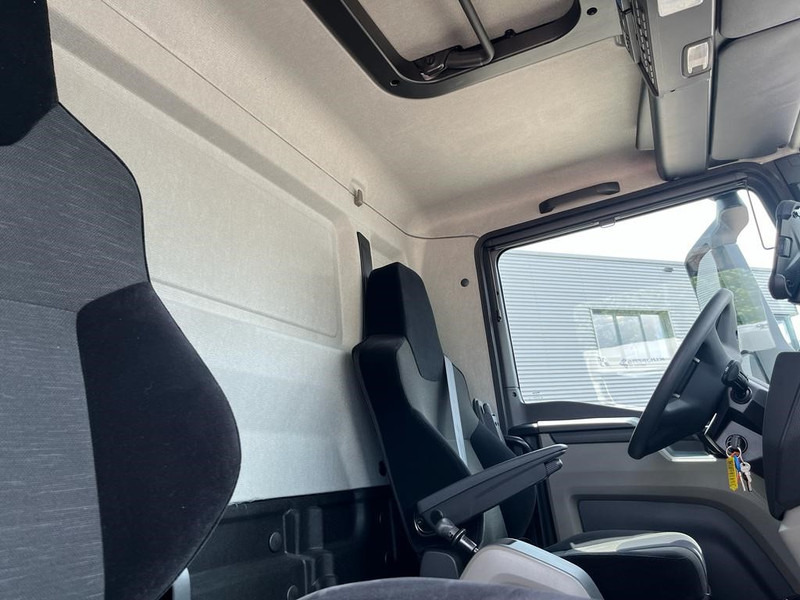 MAN TGM 18.250 / Carrier Koeler -30 gr / Chereau Frigobox / Laadklep / APK 06-26 - 냉동탑차 : 사진 5 MAN TGM 18.250 / Carrier Koeler -30 gr / Chereau Frigobox / Laadklep / APK 06-26 - 냉동탑차 : 사진 5