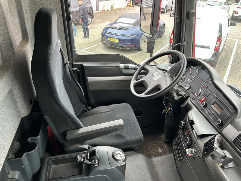 MAN TGM 18.250 Euro 6 / 18 Ton / 688 dkm / Box / Loadlift / APK TUV 08-25 - 박스 트럭 : 사진 3 MAN TGM 18.250 Euro 6 / 18 Ton / 688 dkm / Box / Loadlift / APK TUV 08-25 - 박스 트럭 : 사진 3