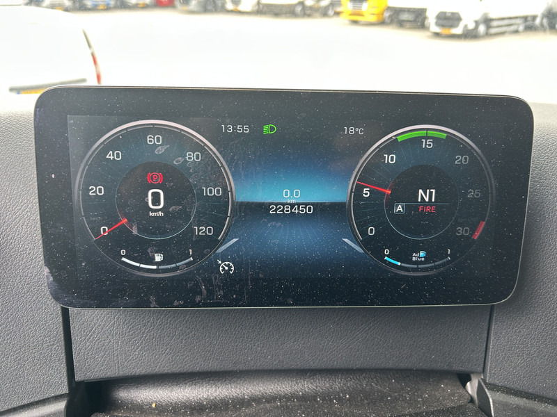 Mercedes-Benz Actros 2124 / Carrier Supra 850 -30 gr / Koeler / Laadklep / APK 03-26 - 냉동탑차 : 사진 4 Mercedes-Benz Actros 2124 / Carrier Supra 850 -30 gr / Koeler / Laadklep / APK 03-26 - 냉동탑차 : 사진 4