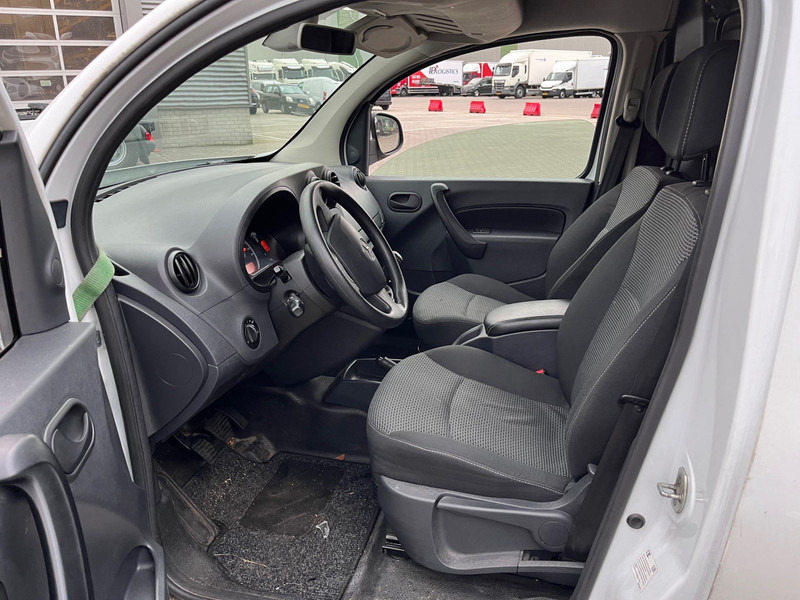 Mercedes-Benz Citan 109 CDI / Extra Lang / UNFALL / DAMAGE - 소형 밴 : 사진 5 Mercedes-Benz Citan 109 CDI / Extra Lang / UNFALL / DAMAGE - 소형 밴 : 사진 5