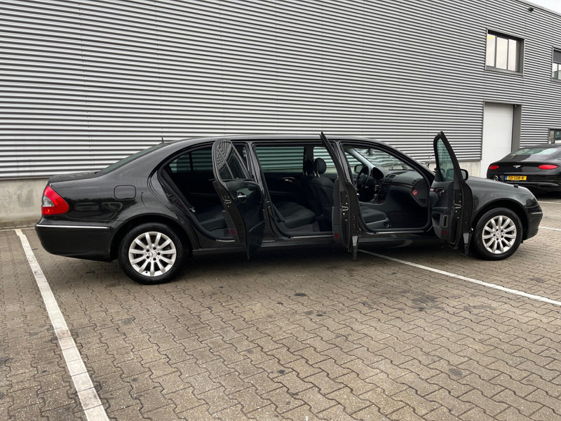 Mercedes-Benz E-Klasse / Limousine / 240 Avantgarde / 4-Matic / 8-pers / APK/TUV 09-2026 / - 세단 : 사진 3 Mercedes-Benz E-Klasse / Limousine / 240 Avantgarde / 4-Matic / 8-pers / APK/TUV 09-2026 / - 세단 : 사진 3