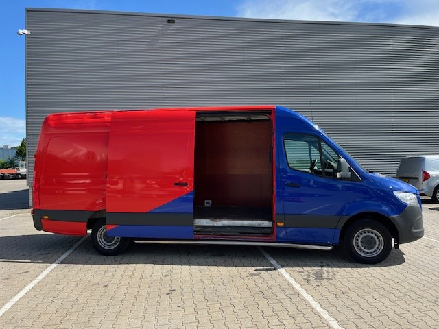 Mercedes-Benz Sprinter 311 / 2.2 CDI Euro 6D / L3 H2 / Automatic / APK-TUV 02-26 - 소형 밴 : 사진 3 Mercedes-Benz Sprinter 311 / 2.2 CDI Euro 6D / L3 H2 / Automatic / APK-TUV 02-26 - 소형 밴 : 사진 3