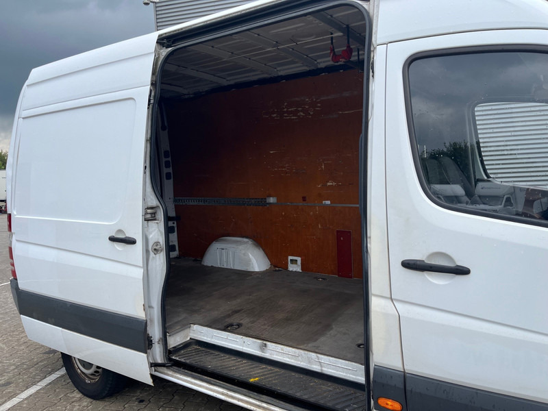 Mercedes-Benz Sprinter 316 / CNG / 1.8 NGT GAS Powered / 146 dkm L3 H2 / NL Van - 패널 밴 : 사진 3 Mercedes-Benz Sprinter 316 / CNG / 1.8 NGT GAS Powered / 146 dkm L3 H2 / NL Van - 패널 밴 : 사진 3
