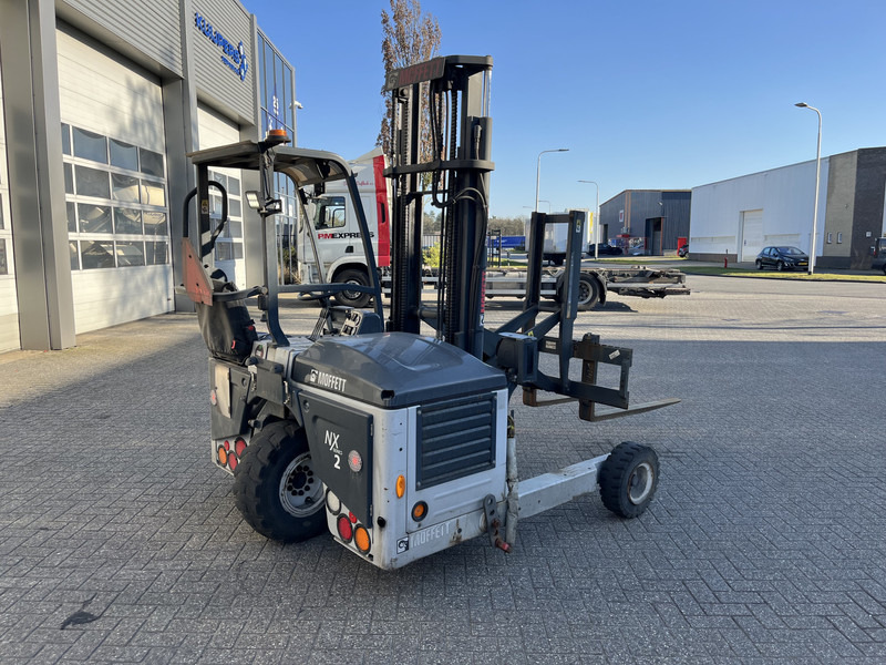 Moffett M4 20.1 / 547 Hours / 2020 / Schaarlift / Kooiaap / Meeneem heftruck - 디젤 지게차 : 사진 2 Moffett M4 20.1 / 547 Hours / 2020 / Schaarlift / Kooiaap / Meeneem heftruck - 디젤 지게차 : 사진 2
