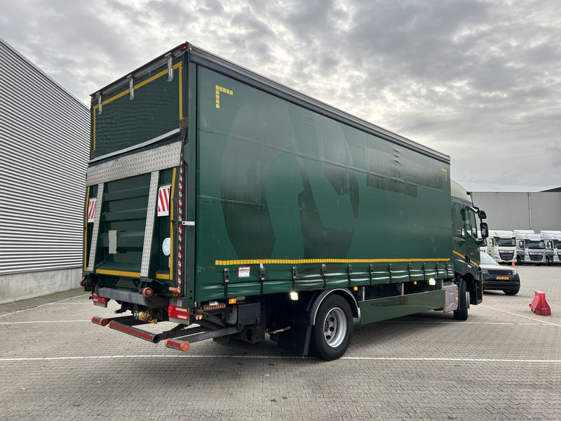 Renault T 380 Comfort / 820 dkm / Curtainside / Loadlift / APK TUV 02-26 - 커튼사이더 트럭 : 사진 2 Renault T 380 Comfort / 820 dkm / Curtainside / Loadlift / APK TUV 02-26 - 커튼사이더 트럭 : 사진 2