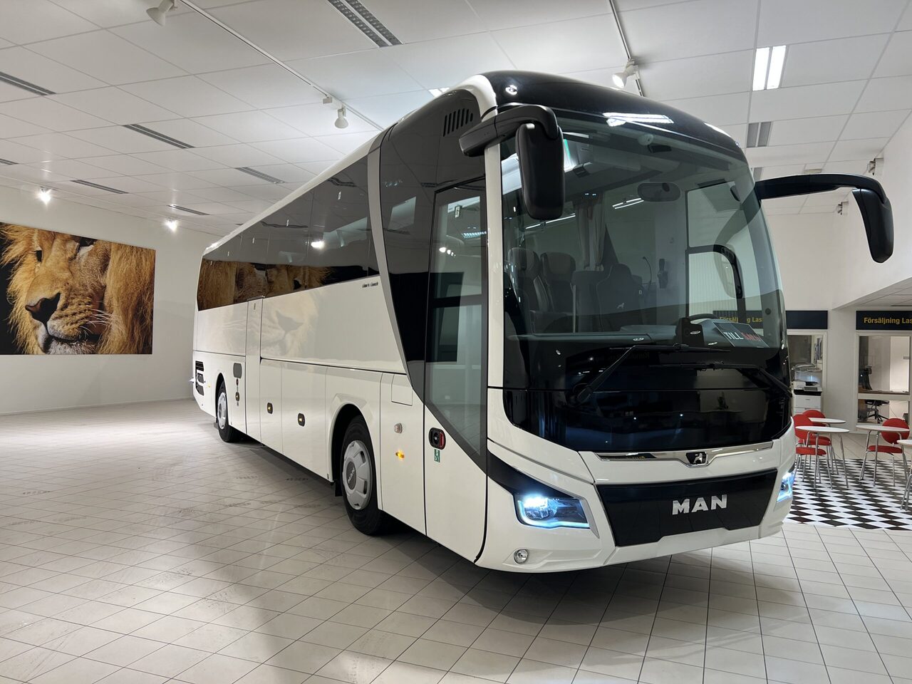 MAN Lions Coach R07 Euro 6E - 대형 버스 : 사진 1 MAN Lions Coach R07 Euro 6E - 대형 버스 : 사진 1