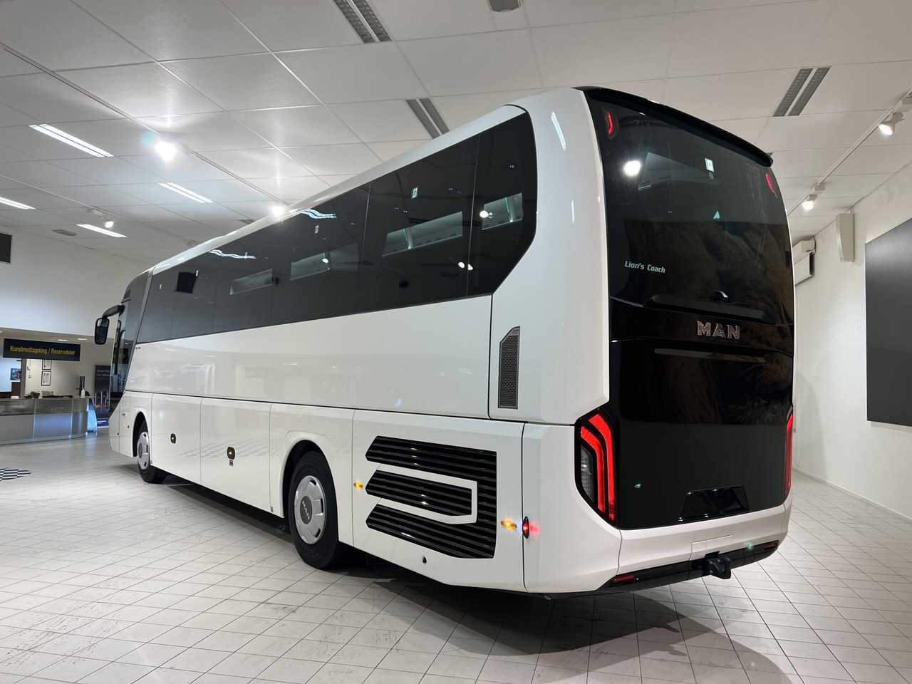 MAN Lions Coach R07 Euro 6E - 대형 버스 : 사진 5 MAN Lions Coach R07 Euro 6E - 대형 버스 : 사진 5