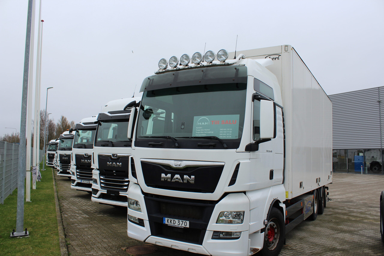 MAN TGX 26.480 6×2-4 Skåp/Fjärr - 박스 트럭 : 사진 1 MAN TGX 26.480 6×2-4 Skåp/Fjärr - 박스 트럭 : 사진 1