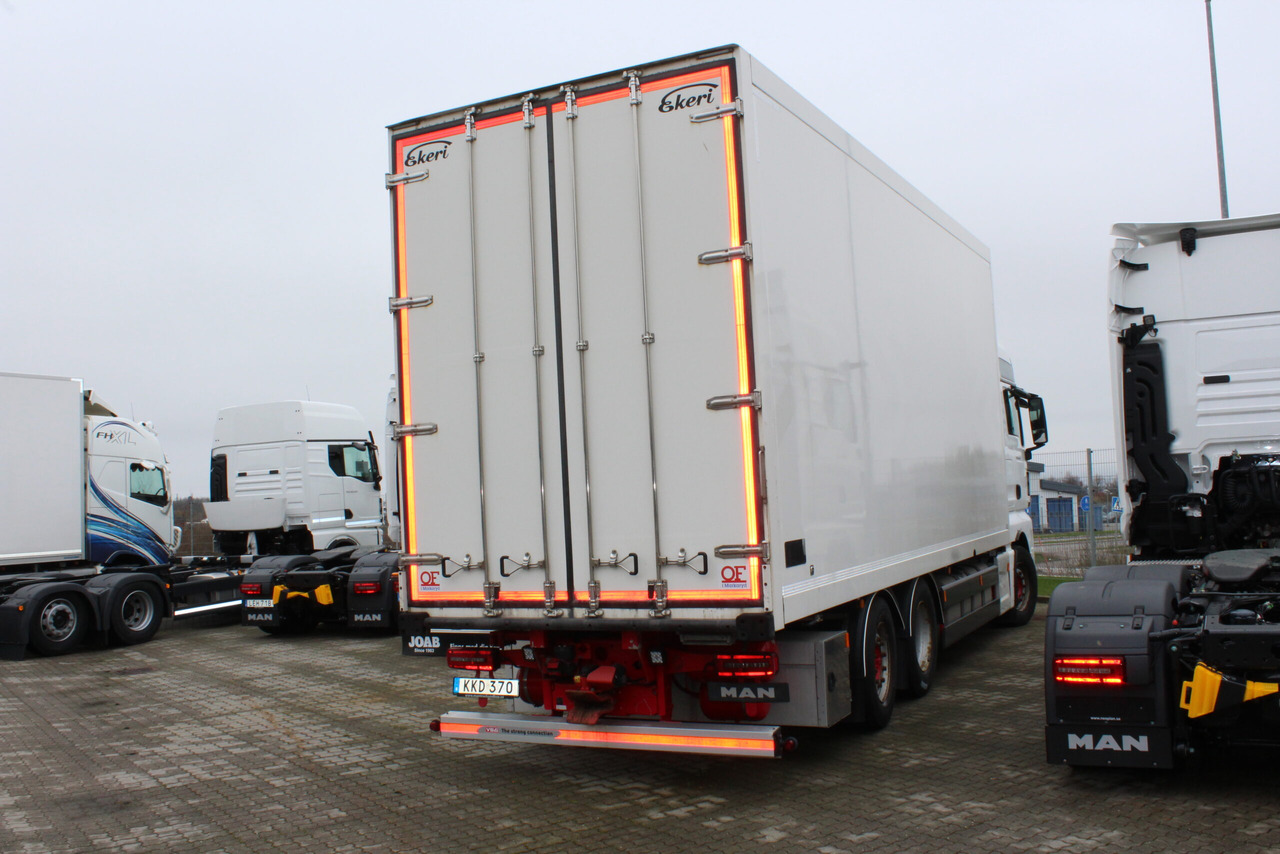 MAN TGX 26.480 6×2-4 Skåp/Fjärr - 박스 트럭 : 사진 3 MAN TGX 26.480 6×2-4 Skåp/Fjärr - 박스 트럭 : 사진 3