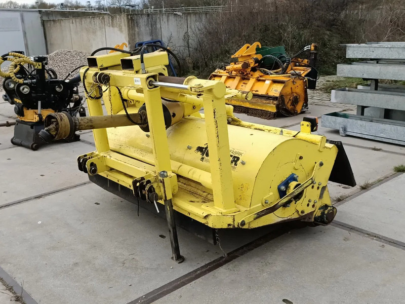 Ducker UMX 18 HVX - 모바일 크러셔 : 사진 3 Ducker UMX 18 HVX - 모바일 크러셔 : 사진 3