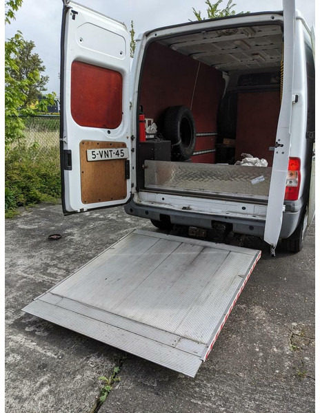 패널 밴 Ford Transit 350M VAN 140 DPF 4.27 : 사진 11