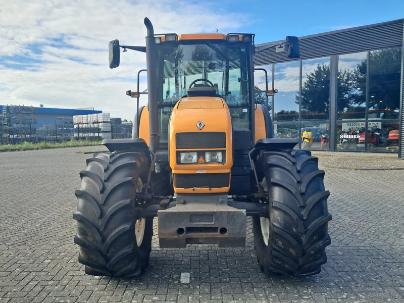 Renault ARES 640 RZ ARES 640 RZ - 장궤형 트랙터 : 사진 4 Renault ARES 640 RZ ARES 640 RZ - 장궤형 트랙터 : 사진 4
