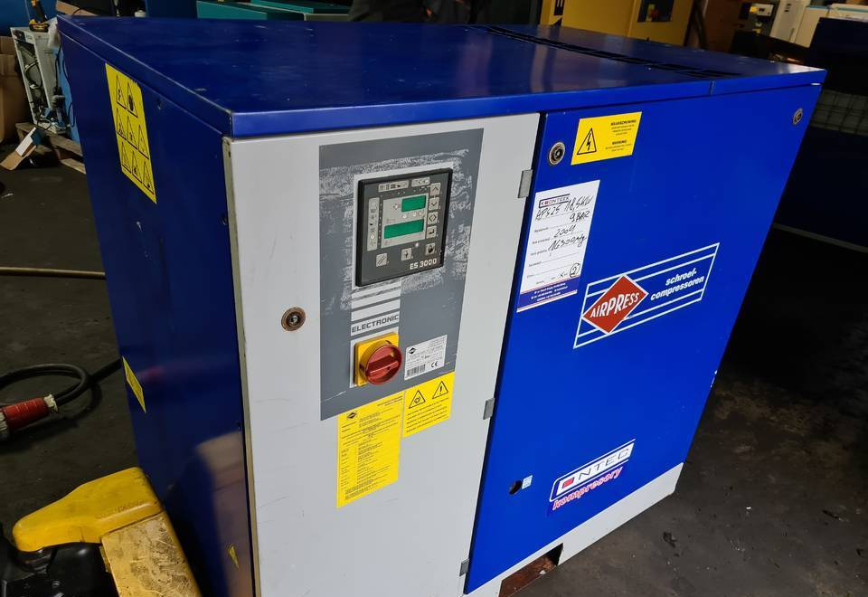 Kompresor śrubowy AIRPRESS APS 25, 18,5 kw, (2) - 공기 압축기 : 사진 3 Kompresor śrubowy AIRPRESS APS 25, 18,5 kw, (2) - 공기 압축기 : 사진 3