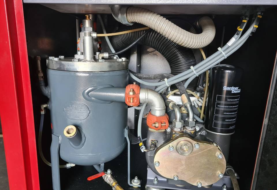 Kompresor śrubowy GARDNER DENVER VS 23 23 kw, Falownik - 공기 압축기 : 사진 5 Kompresor śrubowy GARDNER DENVER VS 23 23 kw, Falownik - 공기 압축기 : 사진 5