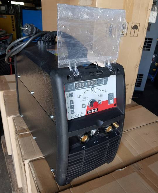 Spawarka Tig CEBORA WK 2025 AC/DC Puls, 200 A - 용접 장비 : 사진 3 Spawarka Tig CEBORA WK 2025 AC/DC Puls, 200 A - 용접 장비 : 사진 3