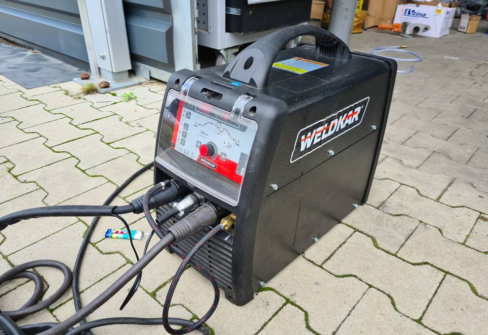 Spawarka Tig WELDKAR WK 2025 AC/DC Puls, 200A - 용접 장비 : 사진 4 Spawarka Tig WELDKAR WK 2025 AC/DC Puls, 200A - 용접 장비 : 사진 4