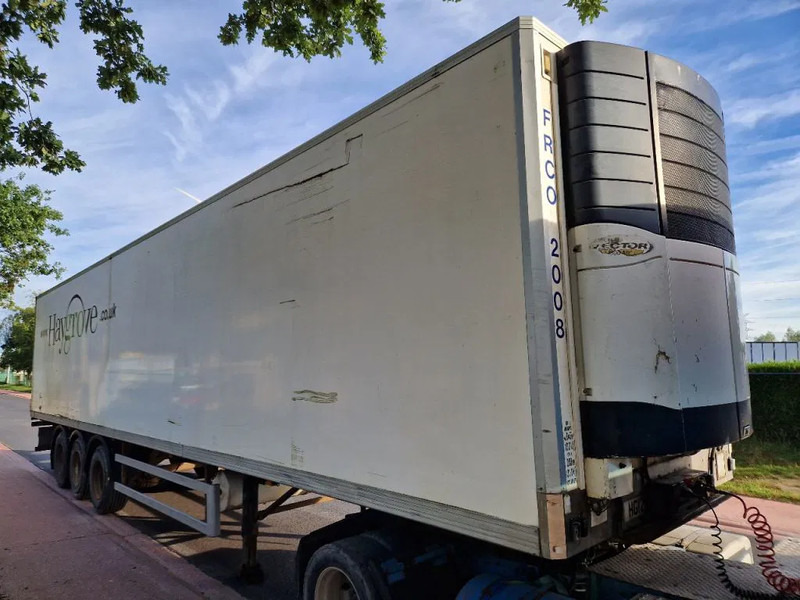 Montracon C112747 / CARRIER - 냉동 세미 트레일러 : 사진 1 Montracon C112747 / CARRIER - 냉동 세미 트레일러 : 사진 1