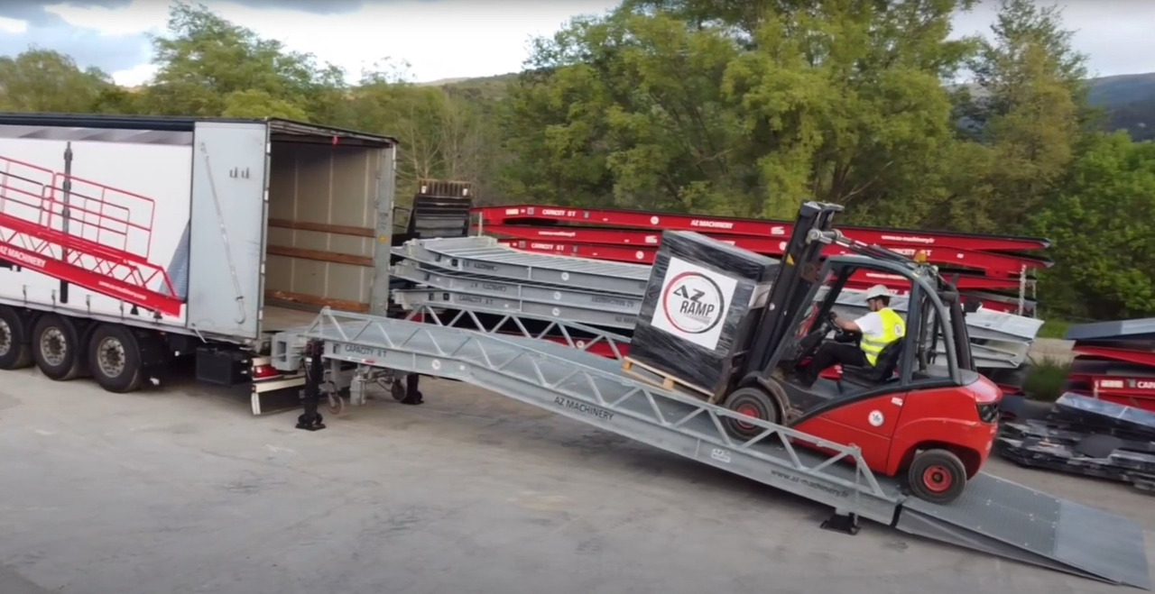 Loading Ramp with with hydraulic tilting bridge - AZ RAMP - STAR- 12T FULL GALVA - 로딩 램프 : 사진 5 Loading Ramp with with hydraulic tilting bridge - AZ RAMP - STAR- 12T FULL GALVA - 로딩 램프 : 사진 5