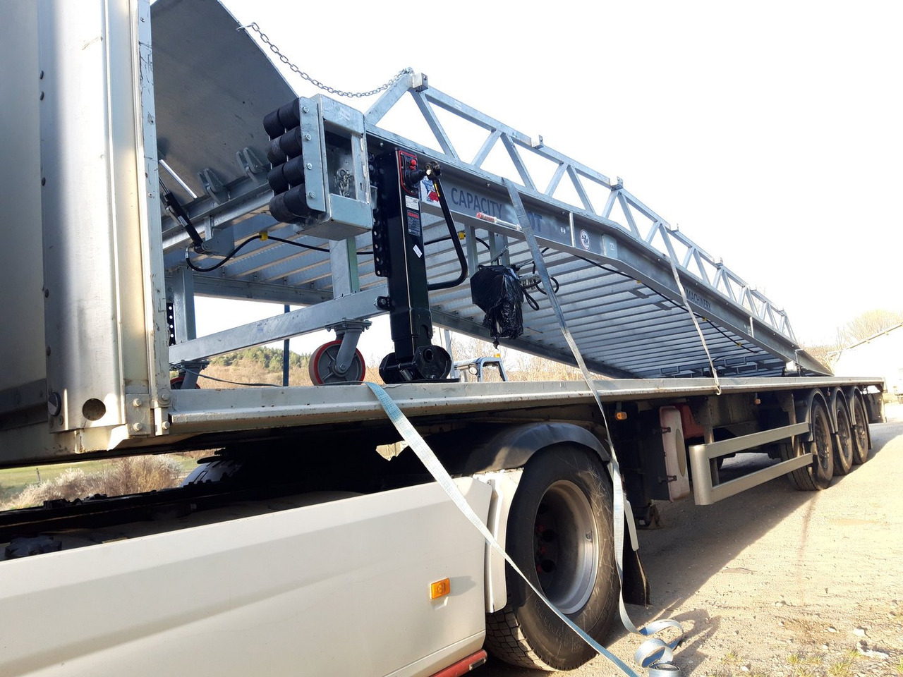 신규 로딩 램프 Loading Ramp with with hydraulic tilting bridge - AZ RAMP - STAR- 8T FULL GALVA : 사진 16 신규 로딩 램프 Loading Ramp with with hydraulic tilting bridge - AZ RAMP - STAR- 8T FULL GALVA : 사진 16