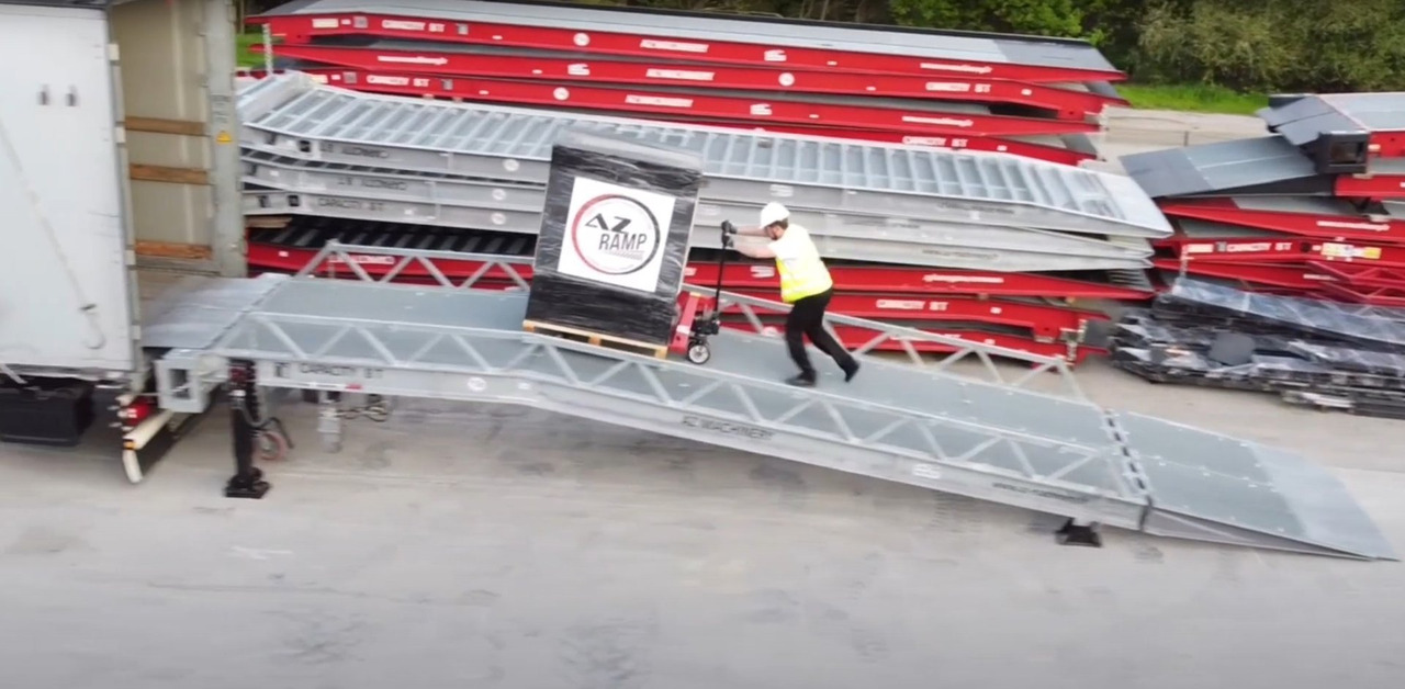 신규 로딩 램프 Loading Ramp with with hydraulic tilting bridge - AZ RAMP - STAR- 8T FULL GALVA : 사진 7 신규 로딩 램프 Loading Ramp with with hydraulic tilting bridge - AZ RAMP - STAR- 8T FULL GALVA : 사진 7