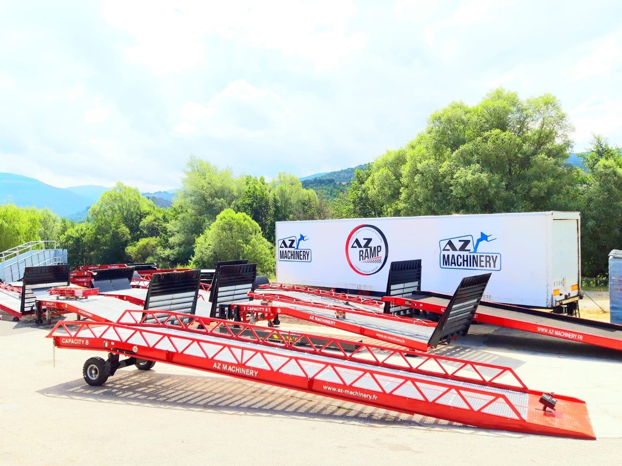 **RENTAL** AZ RAMP-EASY XL-8 . Mobil Loading Ramp WIDE With Level Off, 8 t Capacity - 로딩 램프 : 사진 5 **RENTAL** AZ RAMP-EASY XL-8 . Mobil Loading Ramp WIDE With Level Off, 8 t Capacity - 로딩 램프 : 사진 5