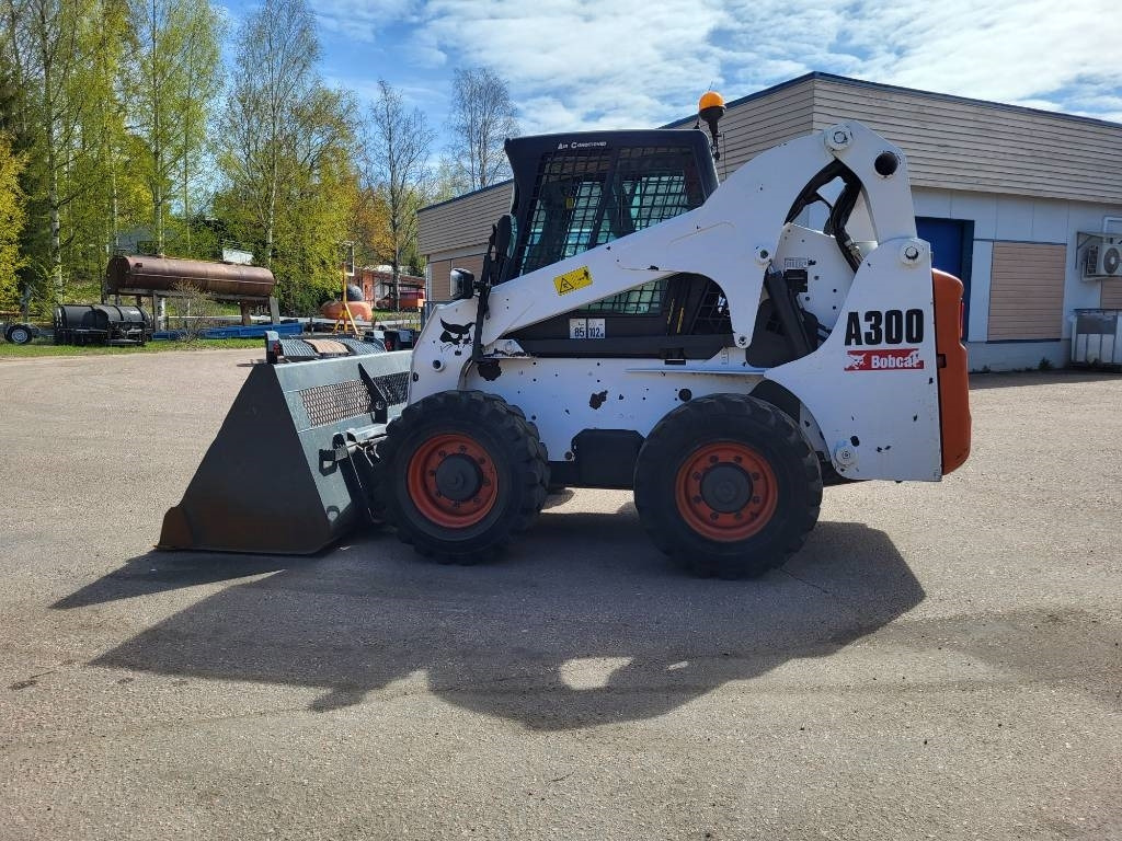 Bobcat A 300 - 스키드 스티어 로더 : 사진 2 Bobcat A 300 - 스키드 스티어 로더 : 사진 2
