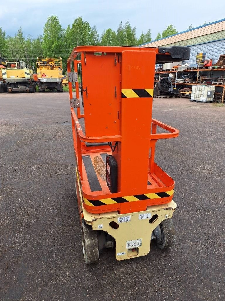 JLG 1230 ES Muuttoale! - 시저 리프트 : 사진 5 JLG 1230 ES Muuttoale! - 시저 리프트 : 사진 5