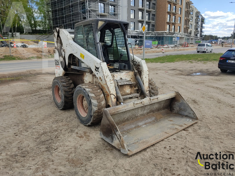 Bobcat S 250 - 스키드 스티어 로더 : 사진 1 Bobcat S 250 - 스키드 스티어 로더 : 사진 1