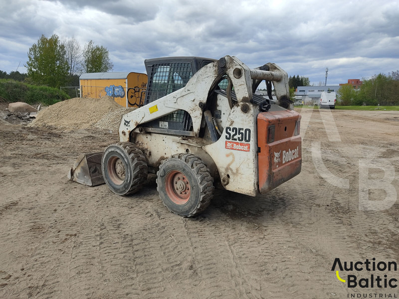 Bobcat S 250 - 스키드 스티어 로더 : 사진 5 Bobcat S 250 - 스키드 스티어 로더 : 사진 5