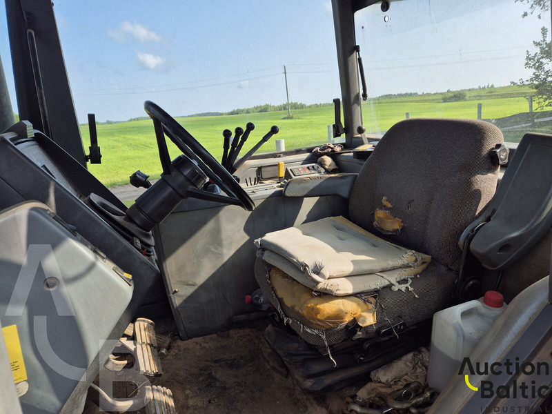 Case IH 7140 - 장궤형 트랙터 : 사진 5 Case IH 7140 - 장궤형 트랙터 : 사진 5