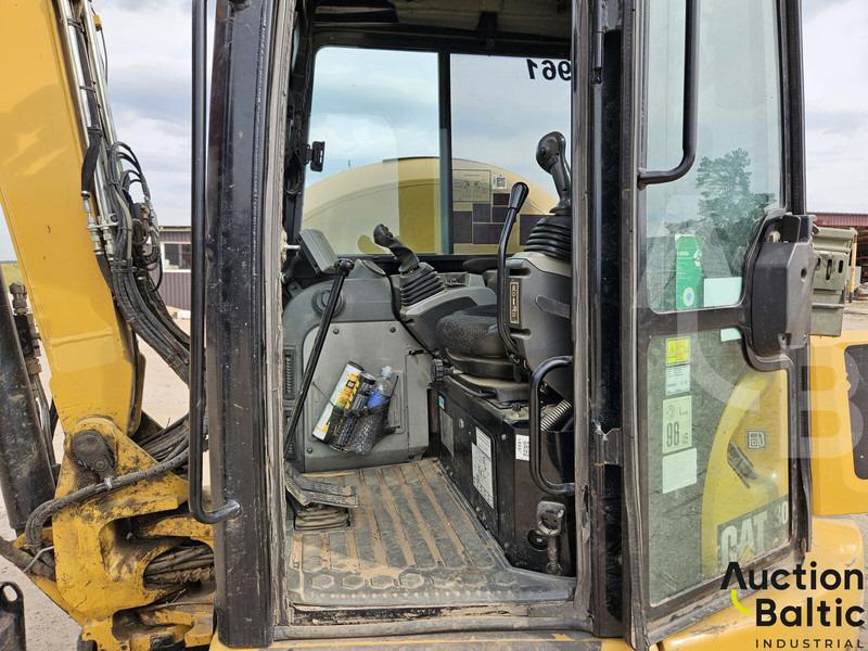 Caterpillar 305.5E2CR - 미니 굴삭기 : 사진 5 Caterpillar 305.5E2CR - 미니 굴삭기 : 사진 5
