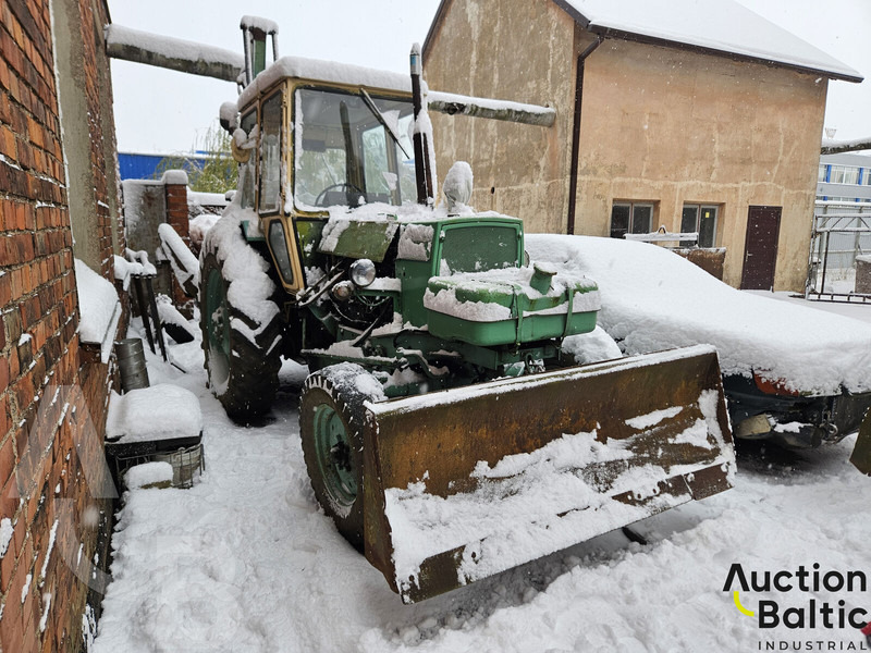 EO 2621B3 - 장궤형 트랙터 : 사진 2 EO 2621B3 - 장궤형 트랙터 : 사진 2