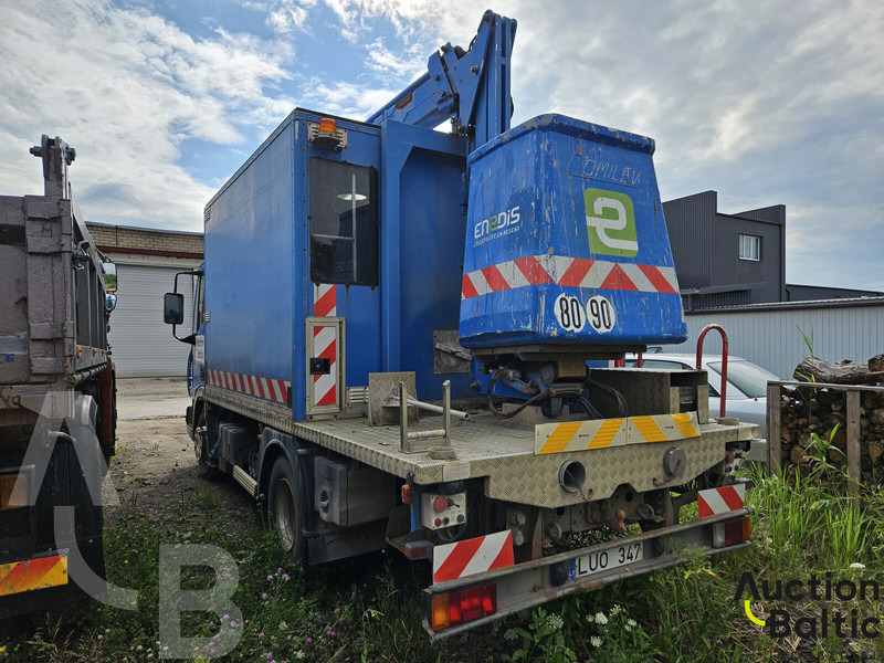 Iveco 100E 18 - 트럭 탑재 고가작업 플랫폼 : 사진 4 Iveco 100E 18 - 트럭 탑재 고가작업 플랫폼 : 사진 4
