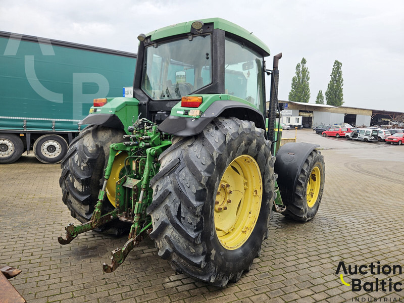 John Deere 6810 - 장궤형 트랙터 : 사진 4 John Deere 6810 - 장궤형 트랙터 : 사진 4