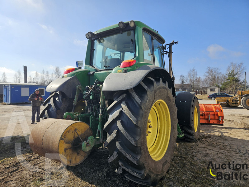 John Deere 6820 - 장궤형 트랙터 : 사진 3 John Deere 6820 - 장궤형 트랙터 : 사진 3