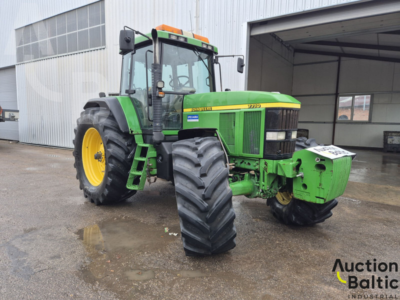 John Deere 7710 - 장궤형 트랙터 : 사진 1 John Deere 7710 - 장궤형 트랙터 : 사진 1