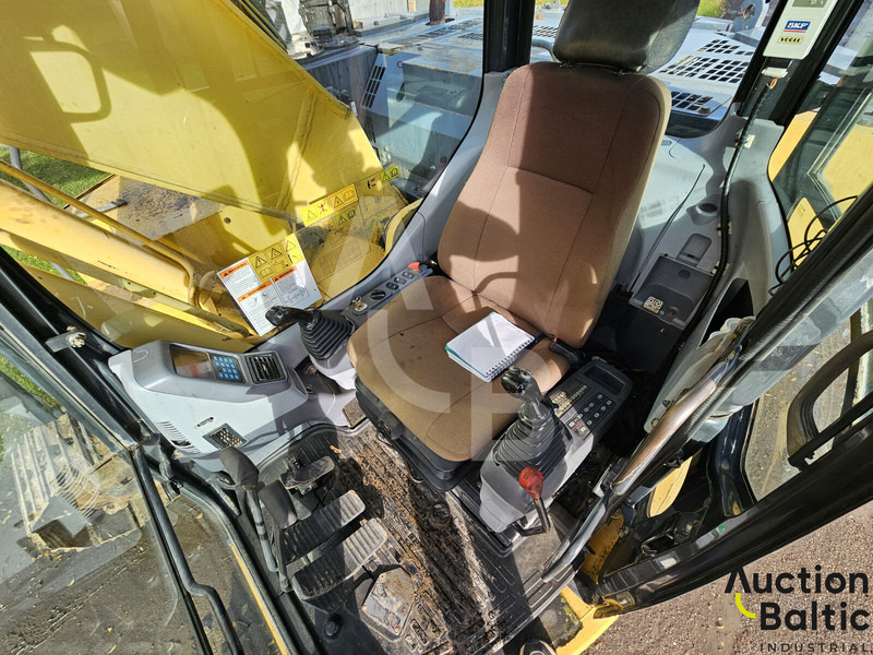 Komatsu PC228USLC-3N0 - 크롤러 굴삭기 : 사진 5 Komatsu PC228USLC-3N0 - 크롤러 굴삭기 : 사진 5