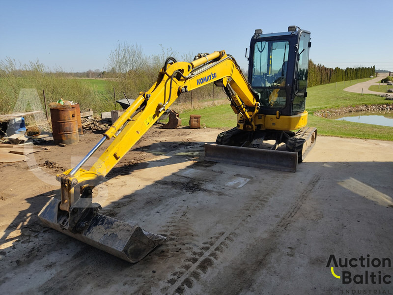 Komatsu PC35MR-5 - 미니 굴삭기 : 사진 1 Komatsu PC35MR-5 - 미니 굴삭기 : 사진 1