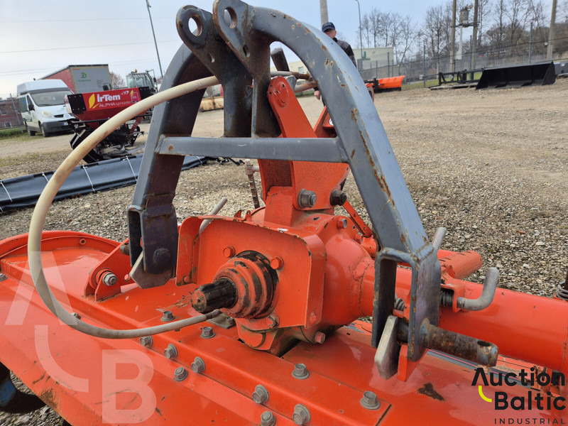 Kubota R 15T - 컬티베이터 : 사진 5 Kubota R 15T - 컬티베이터 : 사진 5