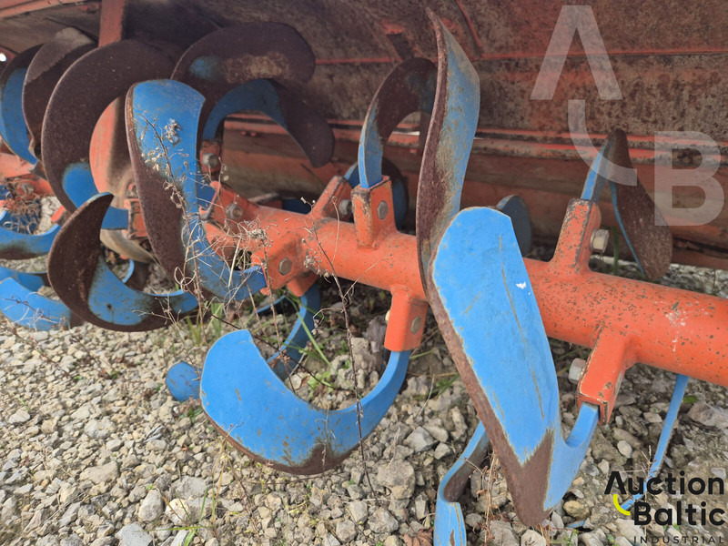 컬티베이터 Kubota R 15T : 사진 6 컬티베이터 Kubota R 15T : 사진 6